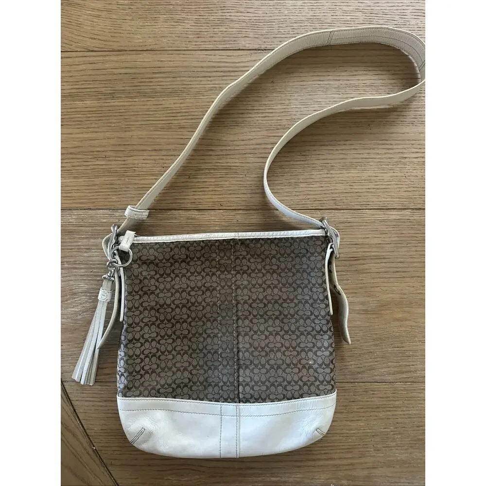 Coach vtg Purse Logo Signature Handbags White Brown Monogram F10416